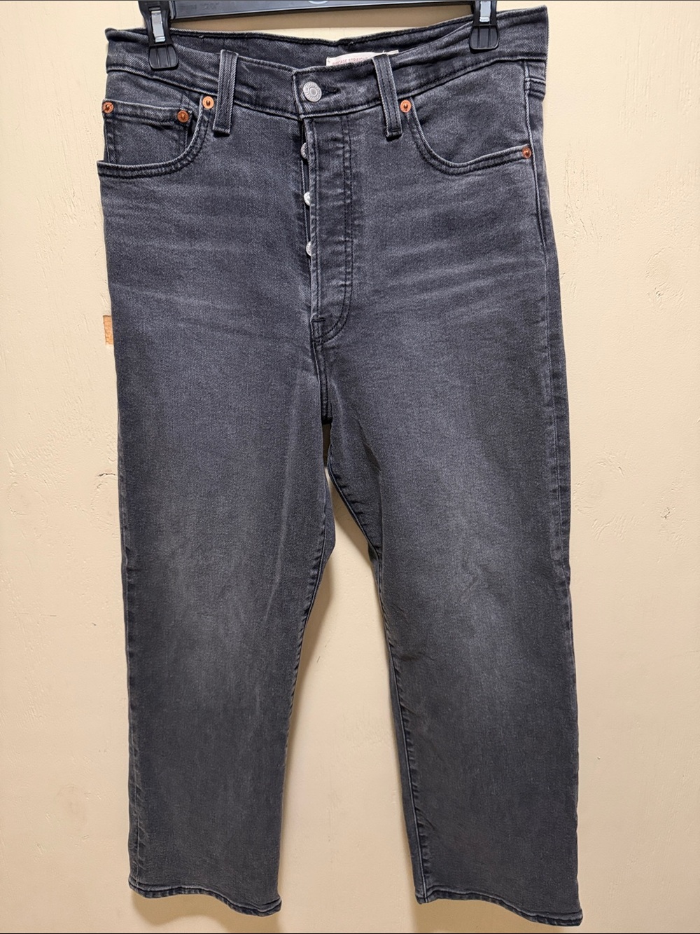 Levi’s ribcage ankle jeans